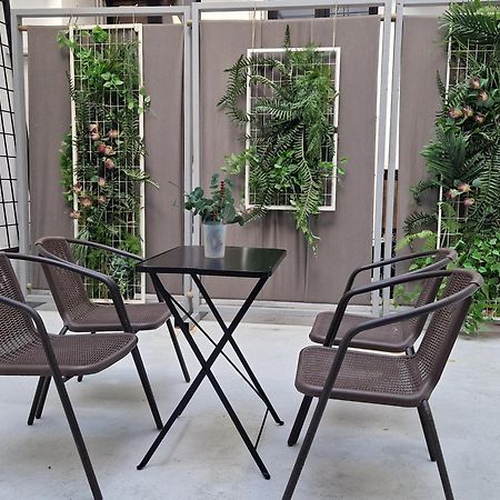Monastiraki-Psiri, Old Town, 3-Bdr Apt, Sleep 6-10P, Spacious Court Yard Αθήνα Εξωτερικό φωτογραφία