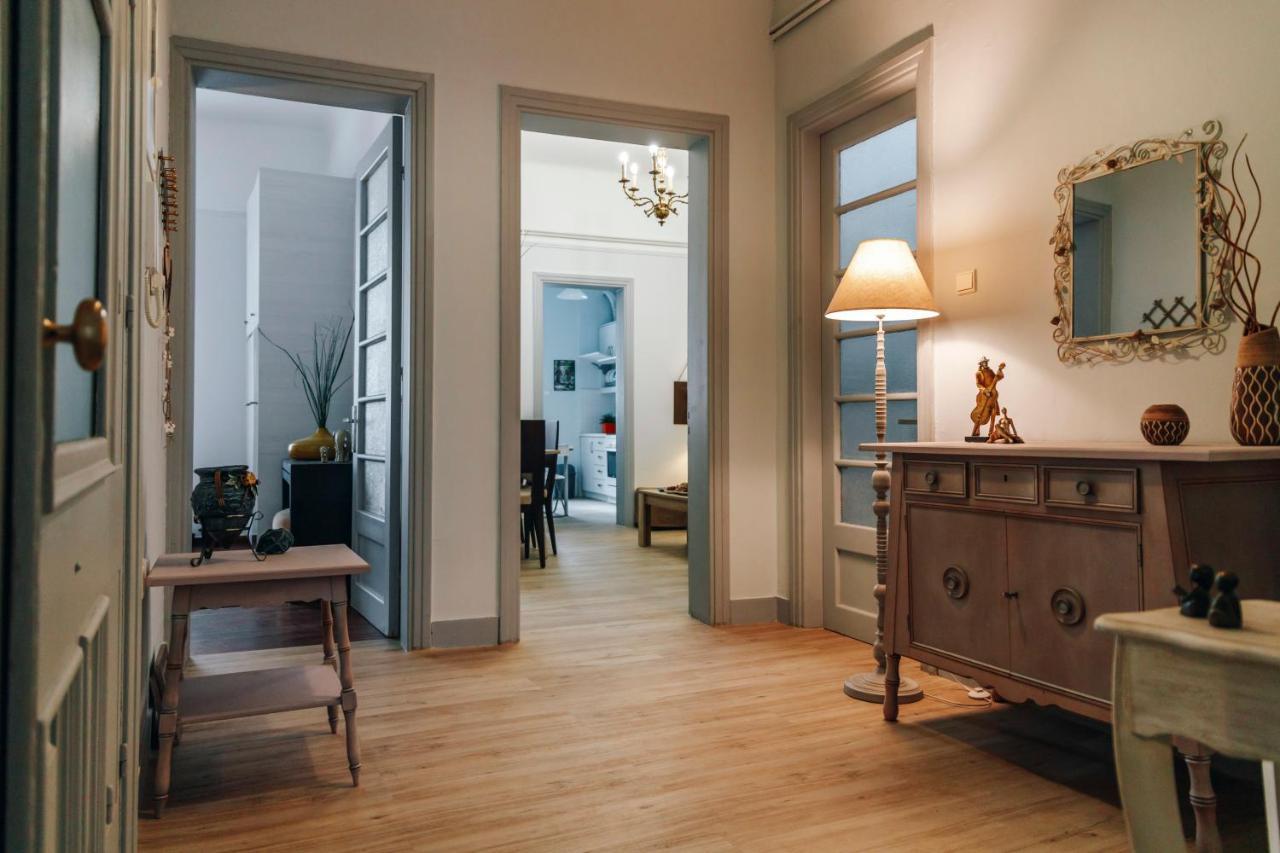 Monastiraki-Psiri, Old Town, 3-Bdr Apt, Sleep 6-10P, Spacious Court Yard Αθήνα Εξωτερικό φωτογραφία