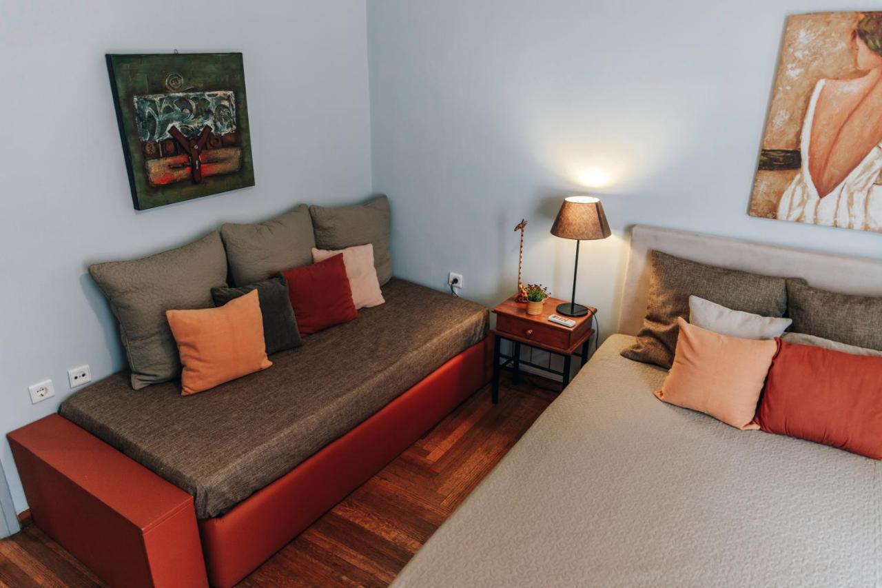 Monastiraki-Psiri, Old Town, 3-Bdr Apt, Sleep 6-10P, Spacious Court Yard Αθήνα Εξωτερικό φωτογραφία